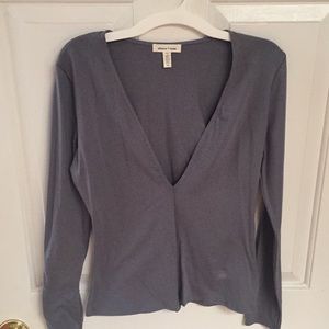 Grey low cut long sleeve